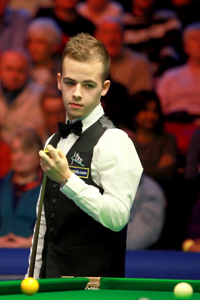 守回撤时脚 守回撤时脚